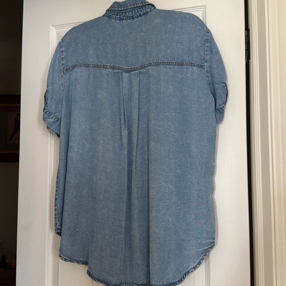 Short sleeve denim look top - Picture 4 of 5